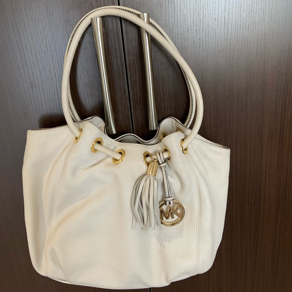 Cream make bag - Picture 2 of 2